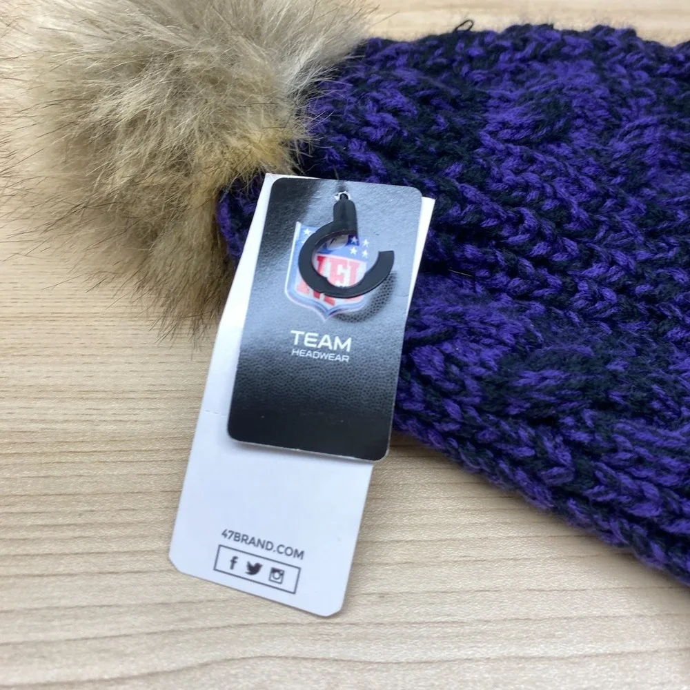 Minnesota Vikings Hat Knit Beanie Womens Purple NFL Football Faux Fur Pom NWT